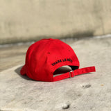 DISTRESSED TRUCKER - BLACK ON RED RÊVE